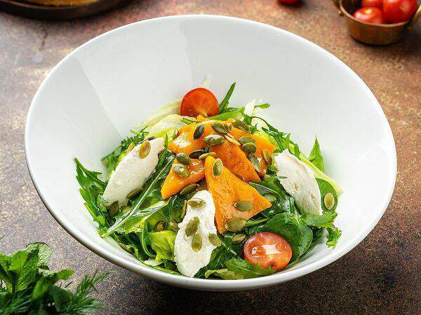 Лаунж кафе Бакшиш - Салат с запеченной тыквой