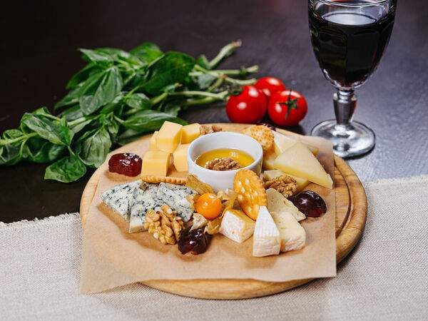 Чито Грито - Сырная тарелка к вину