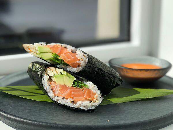 Under the sea - Темаки с лососем