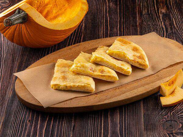 У Ханумы - Тыквенный пирог с сулугуни