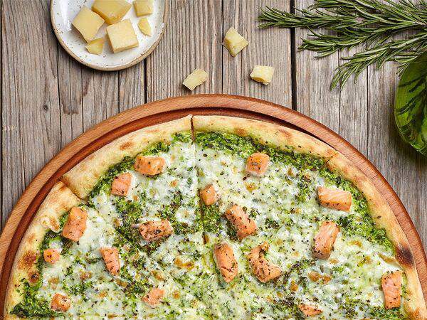 Liman - Пицца с лососем и шпинатом