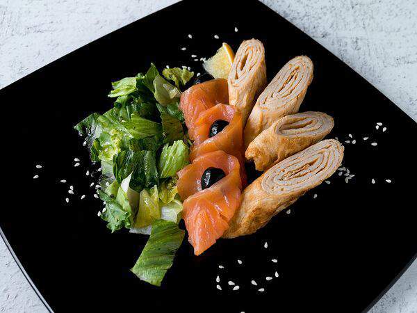 Нельзя - Японский омлет с лососем