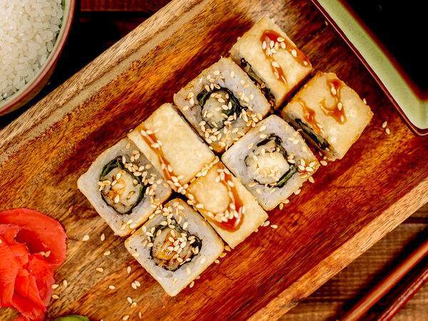 Василий - Ролл Темпура окунь