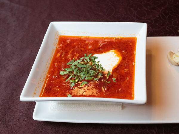 Аура - Борщ Украинский со сметаной