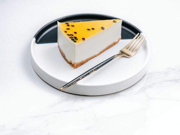 Воронка кофе и вино - Чизкейк Манго-Маракуйя