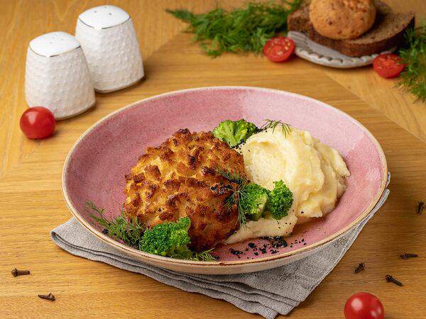 Победа - Котлета Пожарская с кремом из цветной капусты