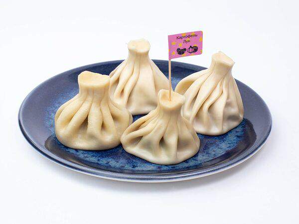 Персонажи - Хинкали с картофелем и луком