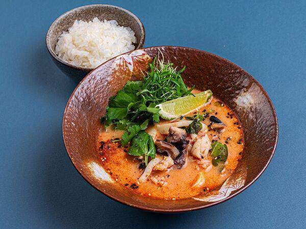 Море - Том ям с морепродуктами