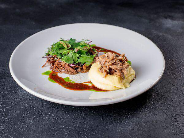 Царское село - Козленок в соусе из черного перца