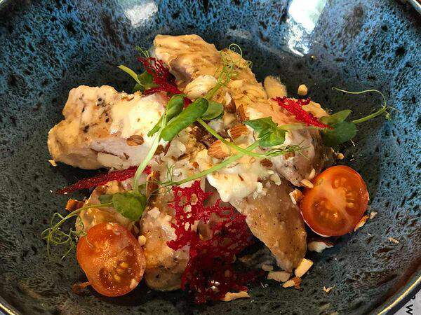 Квартира - Филе грудки с печеным яблоком и соусом из сидра