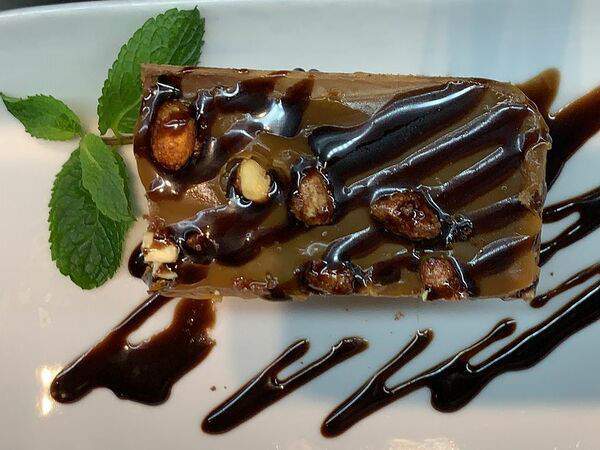 Суши-бар Филадельфия - Карамельно-ореховое пирожное