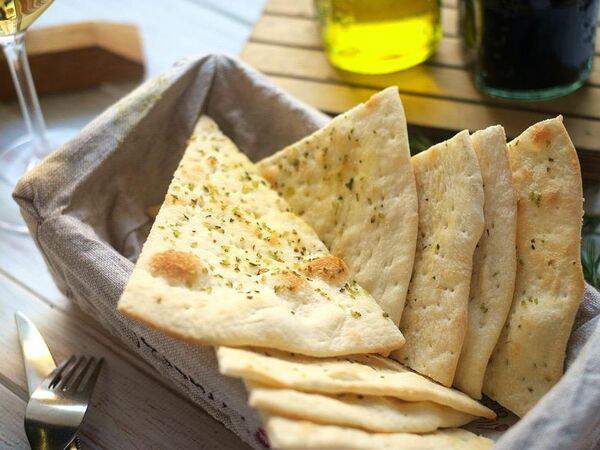 Toscana grill - Фокачча с орегано и чесноком