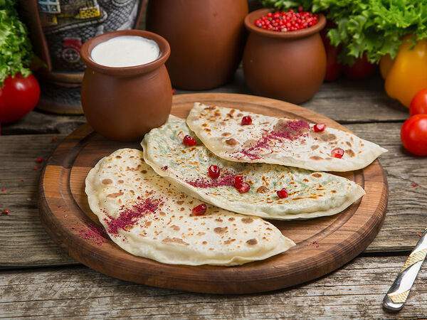 Nar & Sharab - Кутабы с мясом