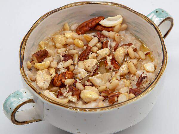 Тепло - Каша овсяная с мёдом и орехами