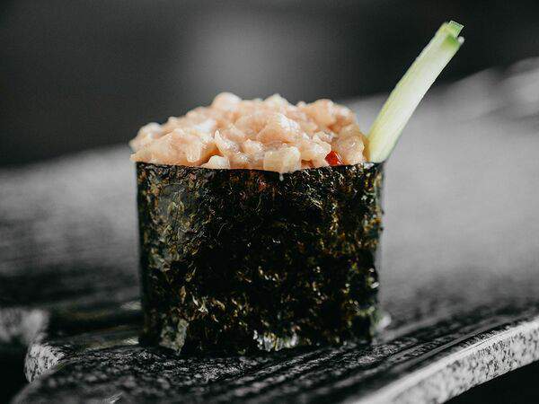 Shima - Гункан хамачи