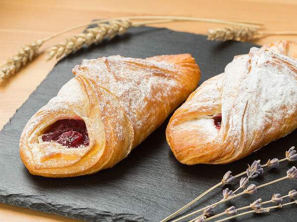 Пышка Малышка - Слойка с вишней