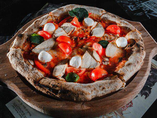 Нуар хаус - Пицца Поло Инсолито