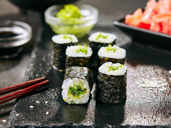 Royal Pizza - Чука хосомаки