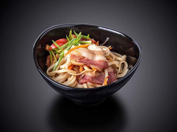 Фудзи - Лапша вок с копченостями