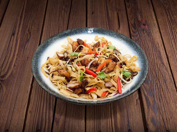 Тук-тук панда - Пад Тай с курицей