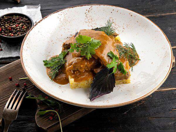 McKey Pub & Restauraunt - Щечки говяжьи