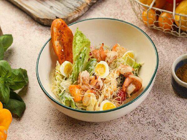 Счастье - Салат Цезарь с креветками