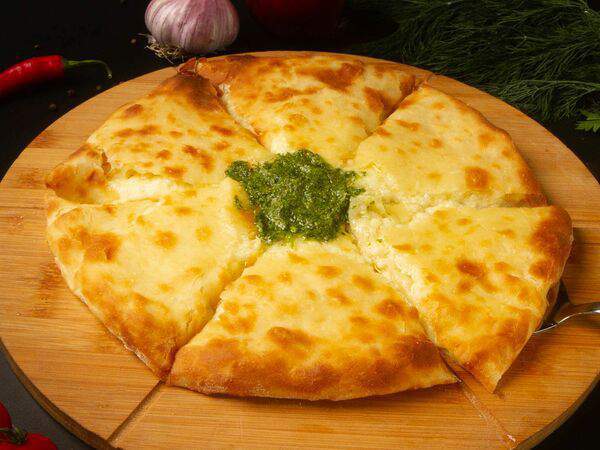 ЯR House - Хачапури со шпинатом и сыром сулугуни