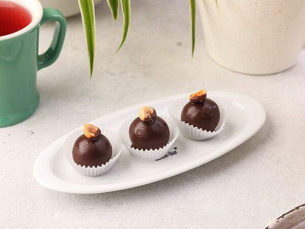 Clearbarn - Конфета Mr. Funduk с фундуком