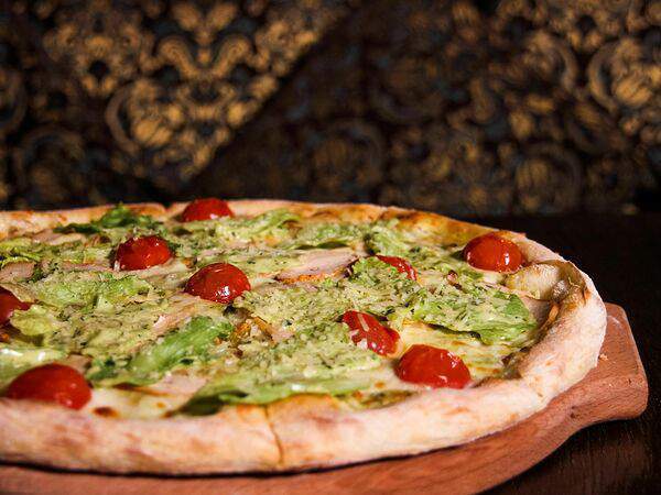 Трибуна - Пицца Цезарь