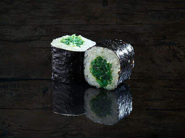 Kinza House - Ролл с чукой