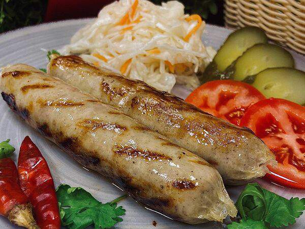 Grill - Баварские колбаски с капустой