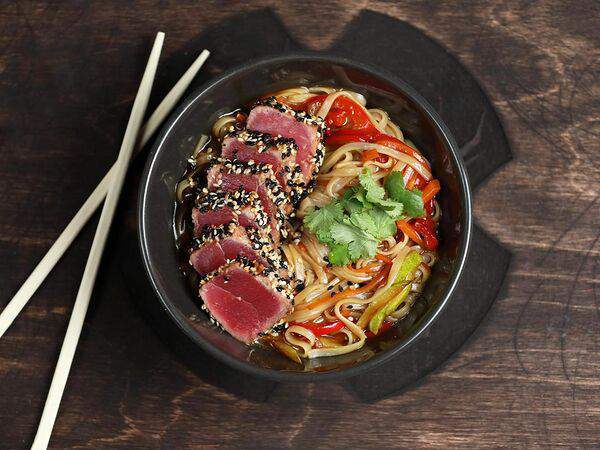 Hookah Place NN - Лапша с тунцом