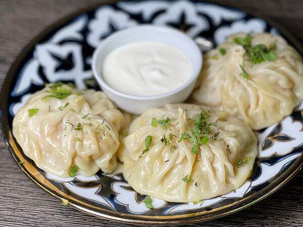 Чайхана №1 Lounge Cafe - Манты с курицей или телятиной