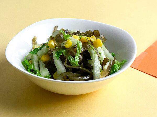 Ирис - Салат из морской капусты с овощами