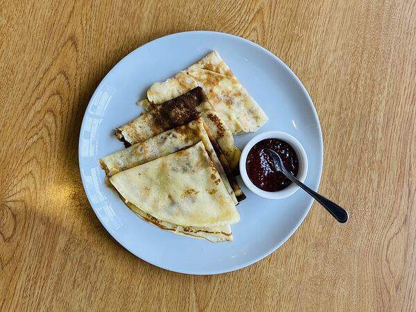 Изюм - Блины с малиновым вареньем