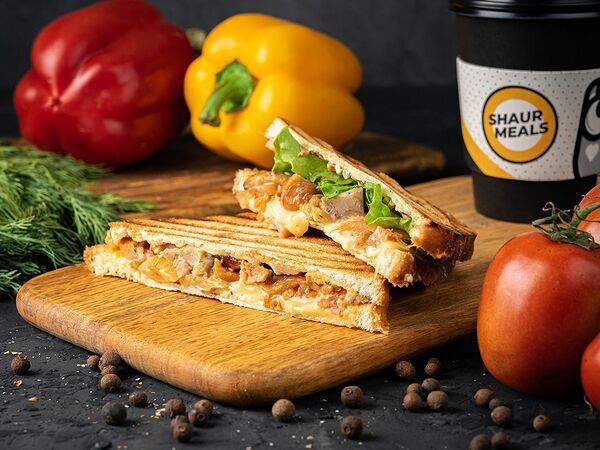 Shaurmeals - Сэндвич с курицей