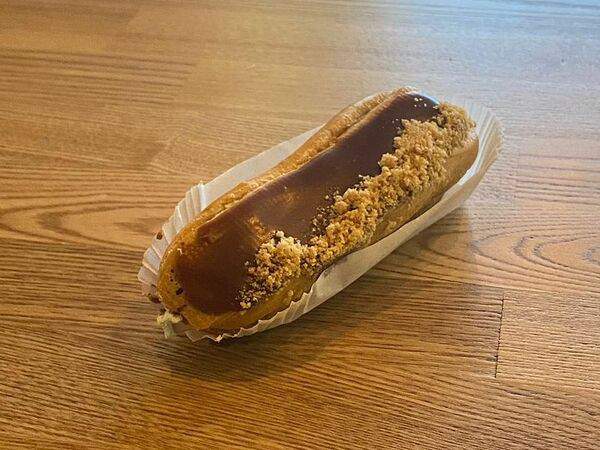 Даблби - Эклер Пралине