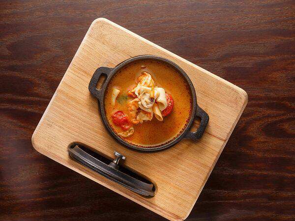 Chester Art Pub - Том ям