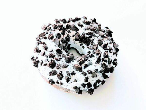 Orisushi - Донат Дон Фудс с ванильным ароматом и кусочками куки с какао