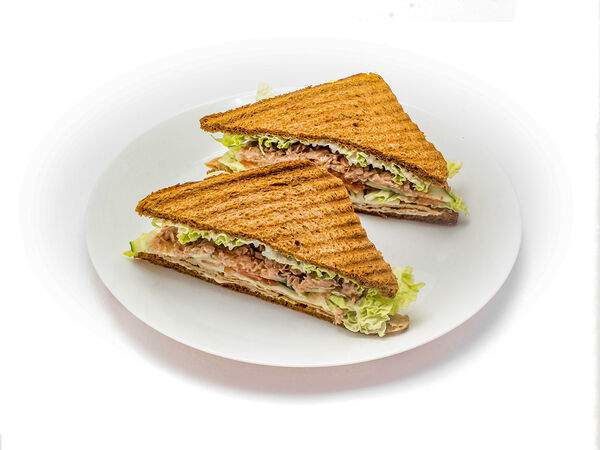 Матрёшка - Сэндвич с тунцом