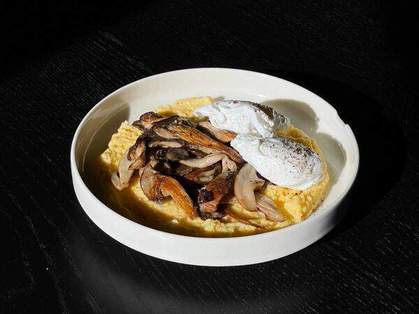 Вершы - Полента с вешенками и яйцами-пашот