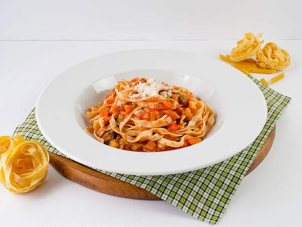 Mamma Mia - Паста Тальятелле с овощами