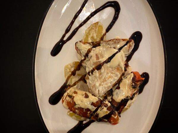 Вкусно здесь! - Курица с овощами в сливочном соусе