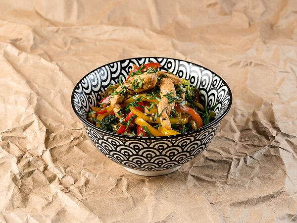 Скандалистъ - Вок Удон с курицей