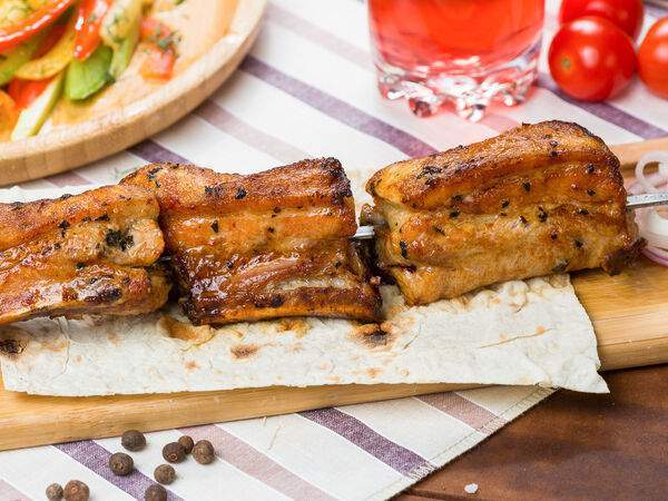 Кафе Отдых - Шашлык из свиных ребрышек по-королевски