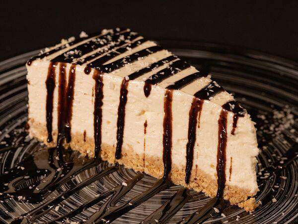 Нормальный Бар - Чизкейк с кленовым сиропом