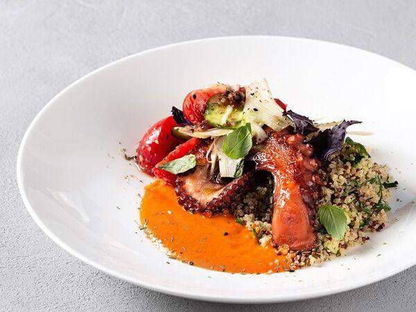 Кофемания - Осьминог с киноа