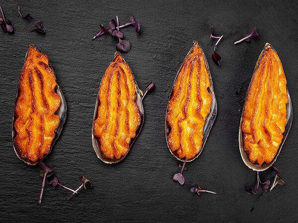 Ocean Club - Мидии под спайси соусом