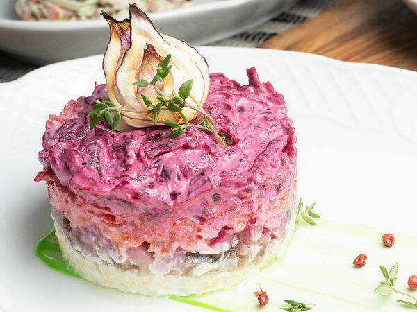 Хуторок - Салат Сельдь под шубой