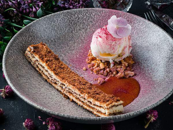 Березка - Медовик с соленой карамелью